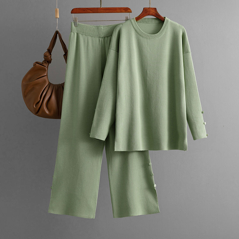 Solid color sweater set for women