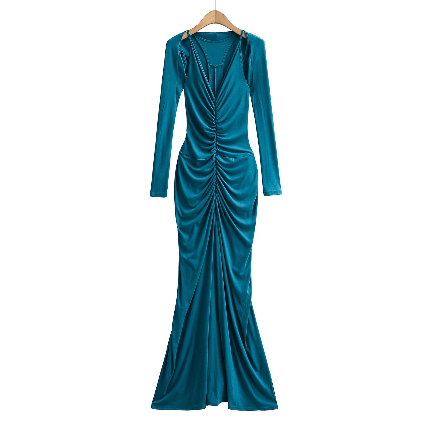 Two piece set of pleated camisole long skirt and camisole