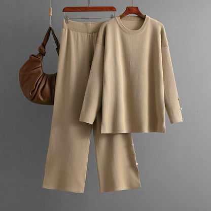 Solid color sweater set for women