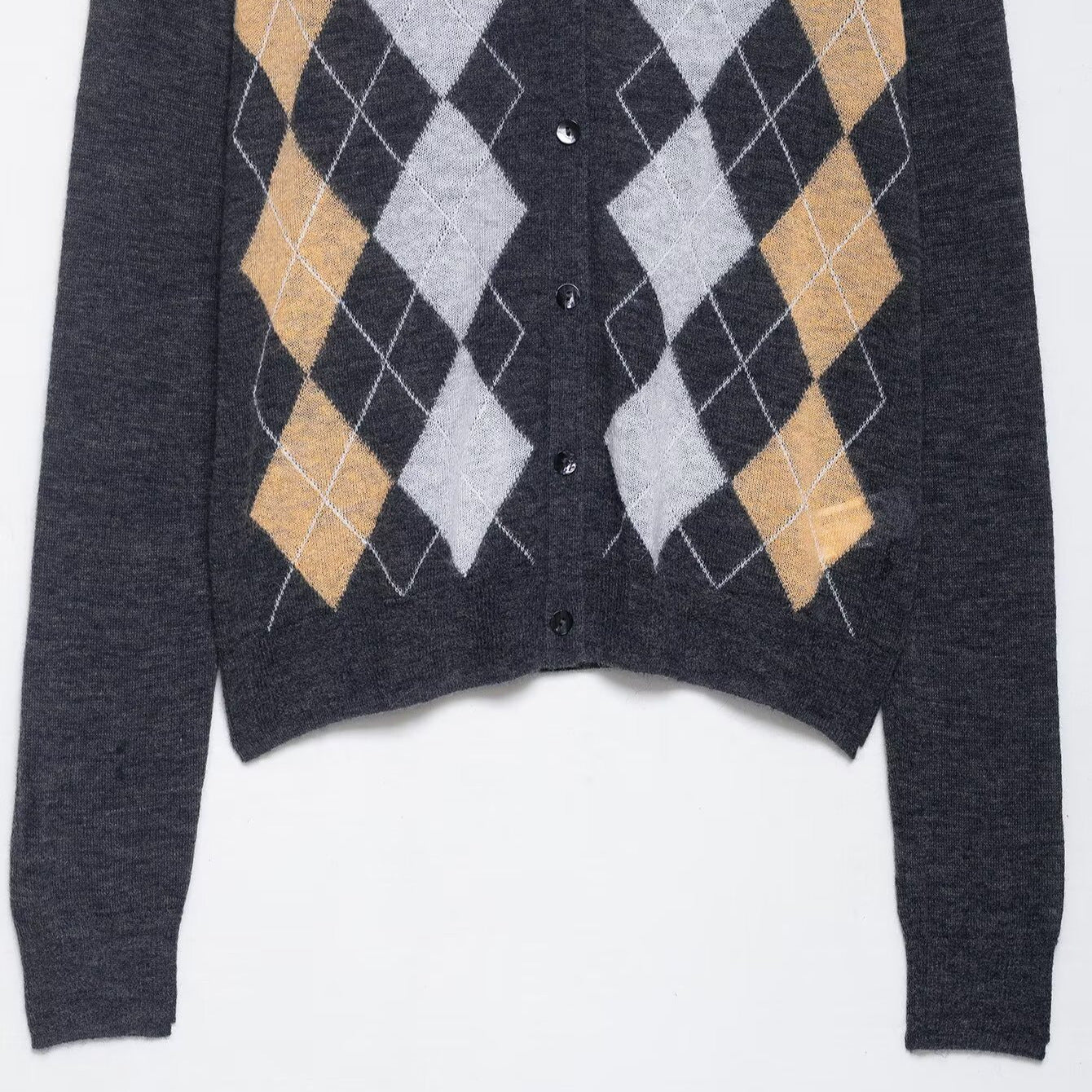 Diamond patterned knitted jacket