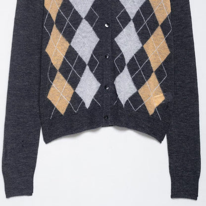 Diamond patterned knitted jacket