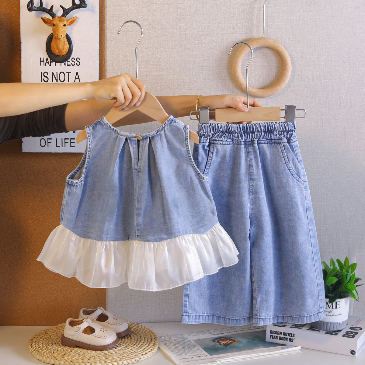 Sleeveless skirt jeans set