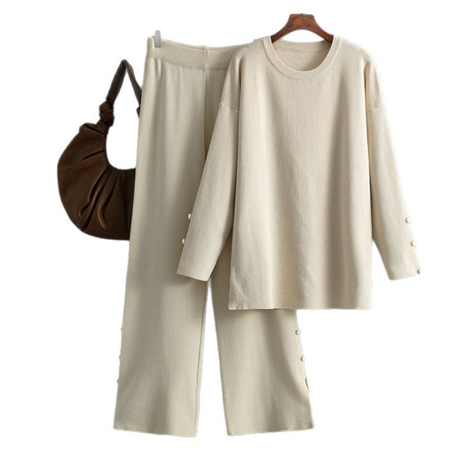 Solid color sweater set for women